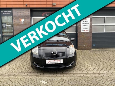 Toyota Yaris 1.3 VVTi Luna vol optie nw apk