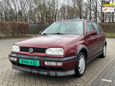 Volkswagen Golf 2.0 GTI