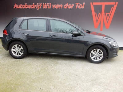 Volkswagen Golf Benzine