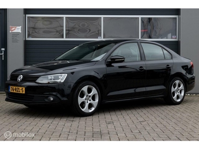 Volkswagen Jetta 1.2 TSI Airco Cruise NWE APK