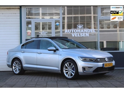 Volkswagen Passat 1.4 TSI GTE HighlinePanoAutomaat