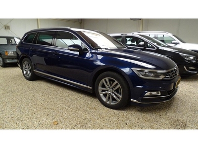 Volkswagen Passat Variant 1.5 TSI Highline Business R-line