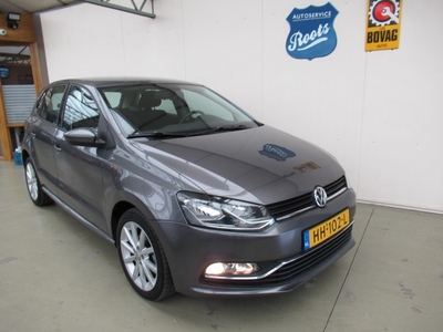 Volkswagen Polo 1.2 TSI Comfortline ( 4 CILINDER )