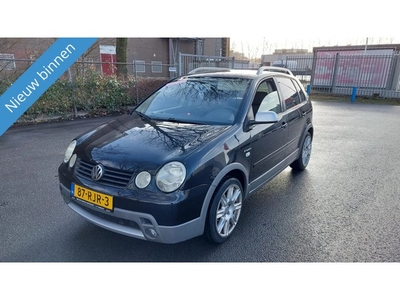 Volkswagen Polo 1.4-16V FUN NETTE AUTO RIJD EN SCHAKELT GOED