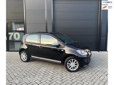 Volkswagen UP! 1.0 CLUB UP! PANO STOELVERWARMING