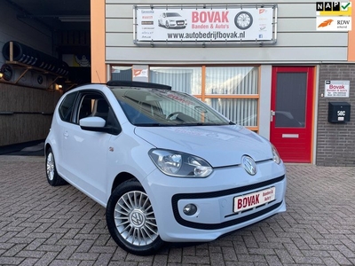 Volkswagen Up! 1.0 high up! BlueMotion Panoramadak