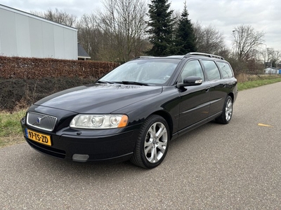 Volvo V70 2.4 D5 Edition Sport / AUTOMAAT / CRUISE / NAVI /