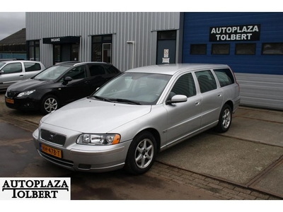 Volvo V70 2.4 D5 Momentum YOUNGTIMER...BJ'06