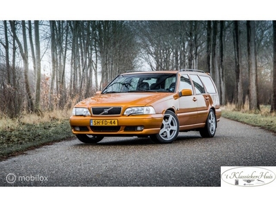 Volvo V70R 2.3 R saffron motor 150.000 km