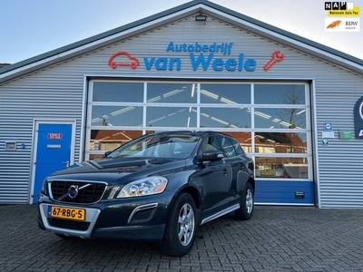 Volvo XC60 2.0 T FWD Momentum