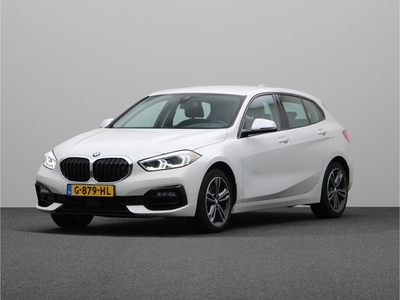 BMW 1-SERIE 118i Executive Edition | Grotere brandstoftank | Automatische transmissie met dubbele koppeling | Park Distance Control voor/achter | M Hoogglans Shadow Line | Sportstoelen voor |