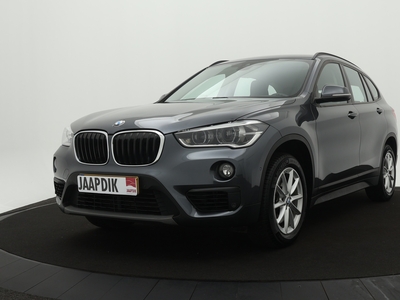 BMW X1 BWJ 2019 xDrive20i 192 PK Executive NAVI / CLIMA / CRUISE / AUTOMAAT / BLUETOOTH / ELEK.ACHTERKLEP / LMV/ PDC / FULL LED / XENON