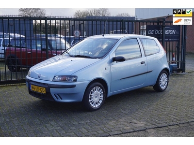 Fiat Punto 1.2 Dynamic weinig km's