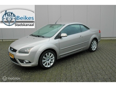 Ford Focus 2.0-16V Cabrio Automaat! Titanium Business Pack