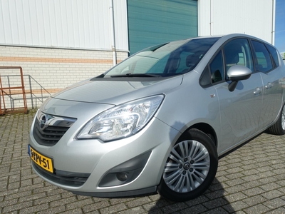 OPEL MERIVA 1.4 Turbo EDITION - AUTOMAAT - trekhaak- zeer lage km stand - - lm velgen