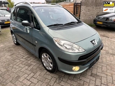 Peugeot 1007 1.4 Sesam Gentry * AUTOMAAT *