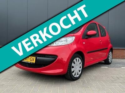 PEUGEOT 107 1.0-12V XS ( Eerste eigenaar/12 mnd BOVAG garantie)