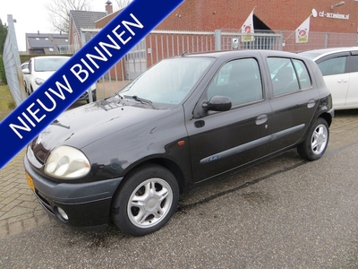 Renault Clio Benzine