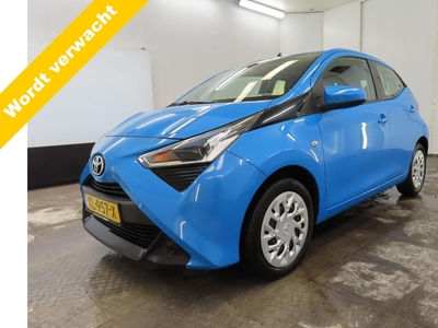 TOYOTA AYGO 1.0 VVT-i x-play, 1e Eig! Camera! Zondag Open!