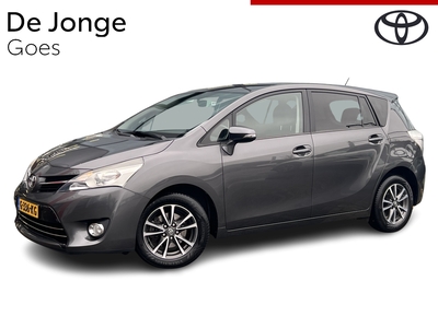 TOYOTA VERSO 1.8 VVT-i Business Trekhaak | All seasonbanden | Cruise controle