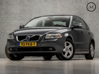 VOLVO S40 2.0 Sport 146Pk (LOGISCH NAP, TREKHAAK, XENON, CLIMATE, SPORTSTOELEN, ELEK PAKKET, NIEUWE APK, BLUETOOTH, CRUISE, NIEUWSTAAT)