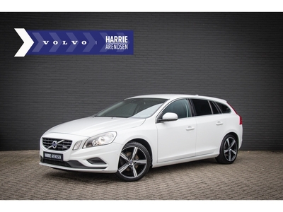 VOLVO V60 T3 R-Design, Navi, Trekhaak, 18 Inch, Bluetooth, PDC Achter