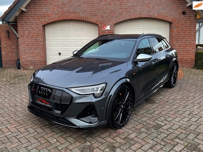 AUDI E-TRON S quattro 503PK *BLACK EDITION-23 INCH-PANORAMA*