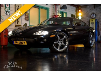 Jaguar XKR Coupe (bj 2000, automaat)