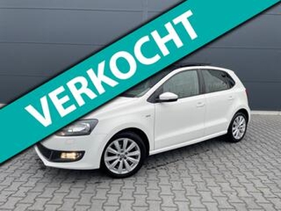 Volkswagen POLO 1.2 TSI highline bouwjaar 2013 met panoramadak