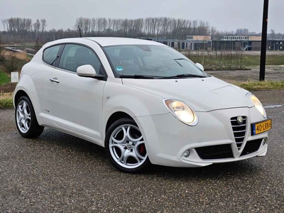 Alfa Romeo MiTo 1.4 Centenario Airco/Leder/Lm/Cruise/Nap/Boekjes