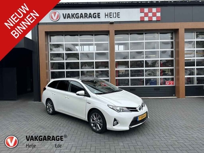 Toyota Auris Touring Sports 1.8 Hybrid Lease