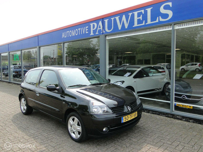 Renault Clio 1.2-16V Camp, benzine, schakel, 2006, 136921 km