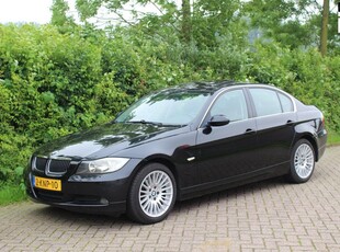 BMW 3-serie 320i *Schuifdak *Sportinterieur