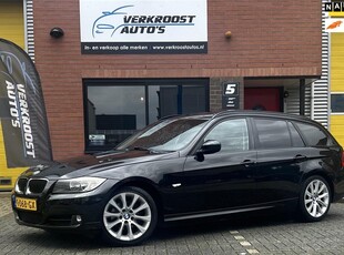 BMW 3-serie Touring 318i Business Line. pano. stoelverwarming. clime