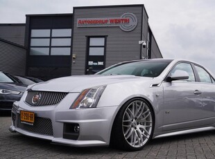 Cadillac CTS 6.2 V8 -V Supercharged | Carbon inleg interieur | Stoelverwarming | 565PK | Luxe leder / Alcantara | Xenon | UNIEK |