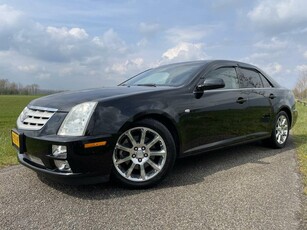 Cadillac STS 4.6 V8 Sport Luxury Bosé - Leder - Navi - Xenon - Zeer Goede Staat