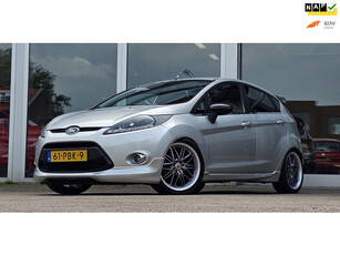 Ford Fiesta 1.6 Titanium Lerenbekleding Navi LM Sportuitlaat