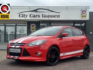 Ford Focus 1.6 EcoBoost ST-line 150 pk airco tel voorbereiding stoelverwarming lmv 18 inch getint glas pdc achter