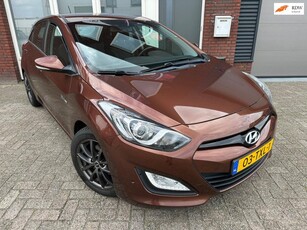 Hyundai I30 1.6 GDI i-Vision / Camera / Navi / PDC / AUX / Cruise