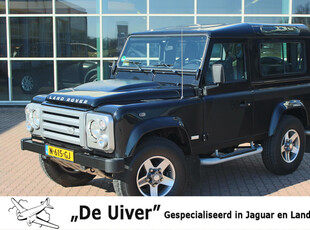 LAND ROVER DEFENDER 2.4 TD 90 SW SVX 60th Anniversary „De Uiver” Special