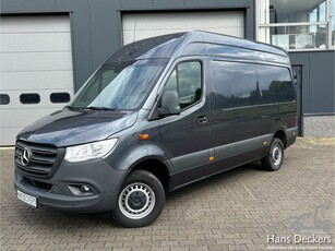 Mercedes-Benz Sprinter 317 L2 H2 MBUX Airco Camera 360° Camera Geveerde stoel