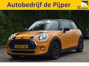 MINI Mini 1.5 Cooper Pepper Wired | NL-Auto | Nav | Stoelverw | Sportstoelen | CC | LED / Xenon | NAP