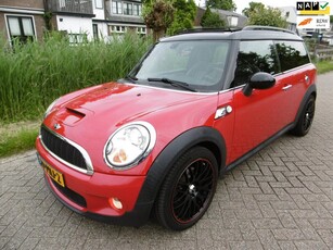 Mini Mini Clubman 1.6 Cooper S 174pk Leder Navi Clima Schuifdak Historie