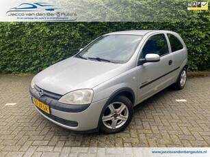 Opel Corsa 1.2i 16V Comfort I Nieuwe APK