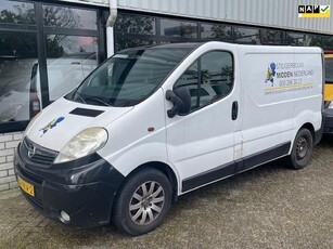 Opel Vivaro 2.5 CDTI L1H1 DC