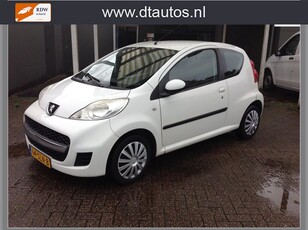 Peugeot 107 1.0-12V XS airco nw apk