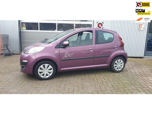 Peugeot 107 1.0 Active 5 deurs Airco cv afstand.bed.