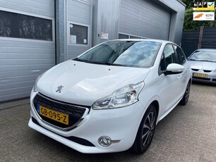 Peugeot 208 1.2 PureTech Blue Leas-Navi-Airco-Cruise-New APK