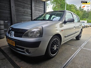 Renault Clio 1.6-16V Privilège 5-deurs AIRCO