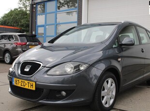 Seat Altea XL 1.6 Stylance / Airco / Elec ramen / Cruise control / Lm velgen